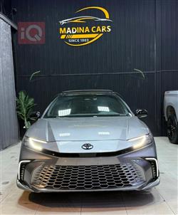 تۆیۆتا کامری